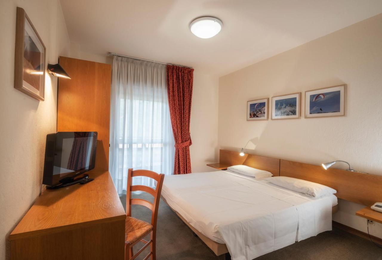 Hotel Rendez Vous シャティヨン エクステリア 写真