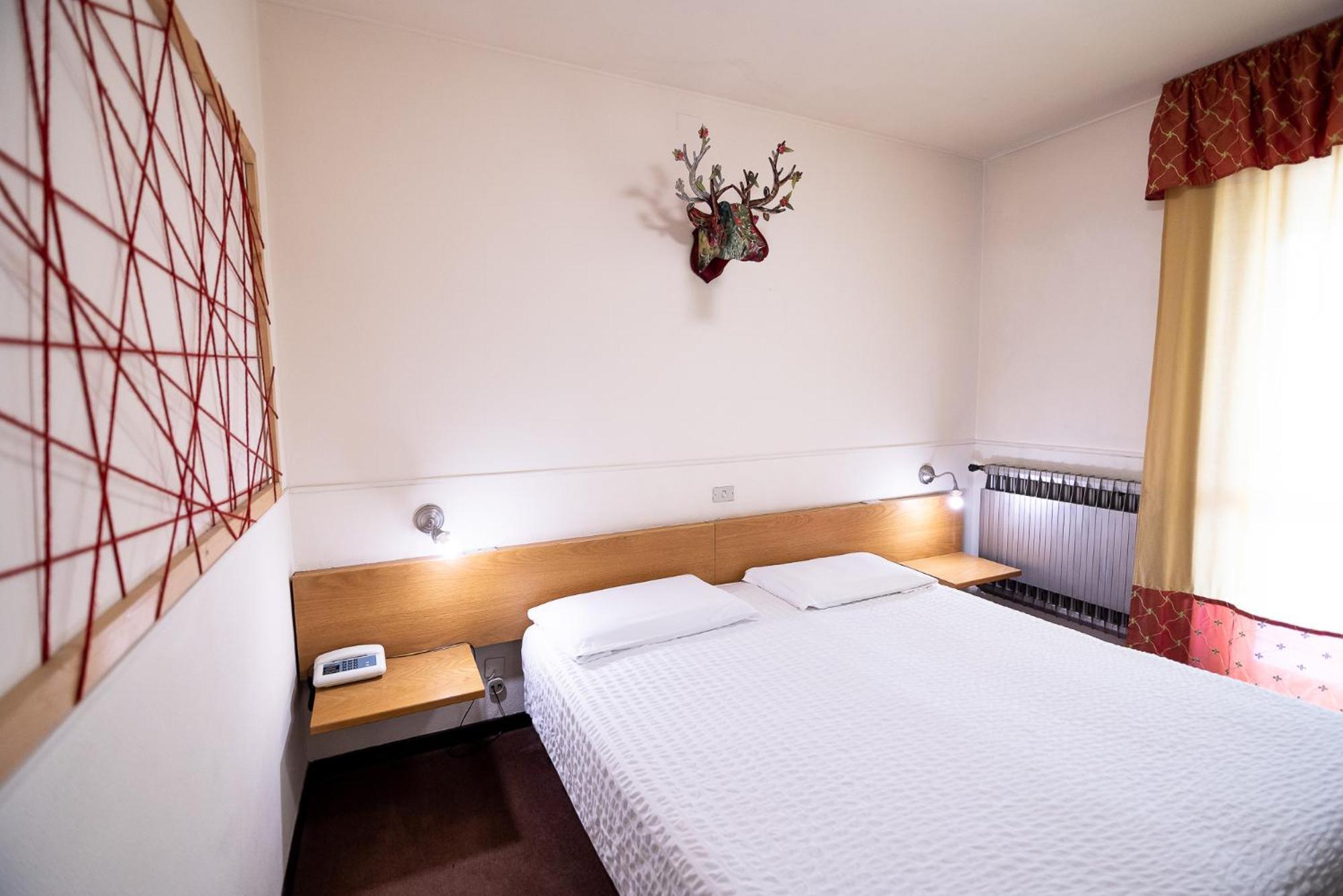 Hotel Rendez Vous シャティヨン エクステリア 写真