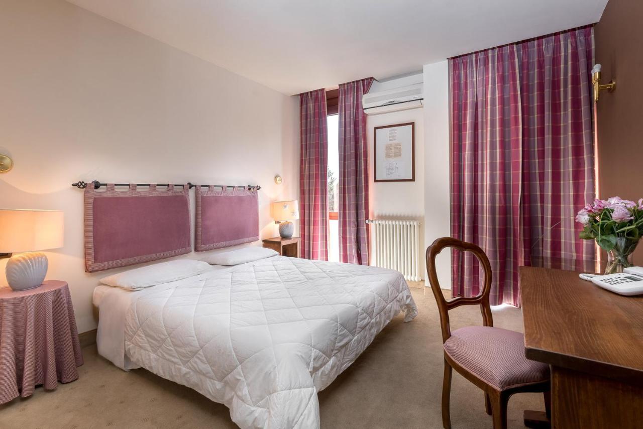 Hotel Rendez Vous シャティヨン エクステリア 写真